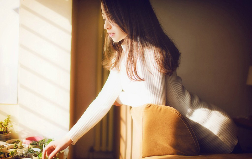 “那就这样算了？”夏侯惇忍不住道：“让我们一家来对付吕布，怎么可能？”